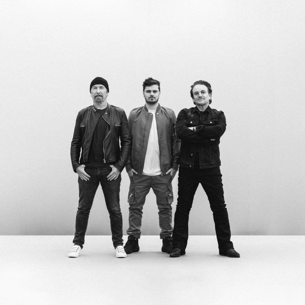 martin-garrix-album-e-tour---immagini-Martin_Garrix,_Bono,_The_Edge_[Playlist_Image_Use_Only]_b.jpg